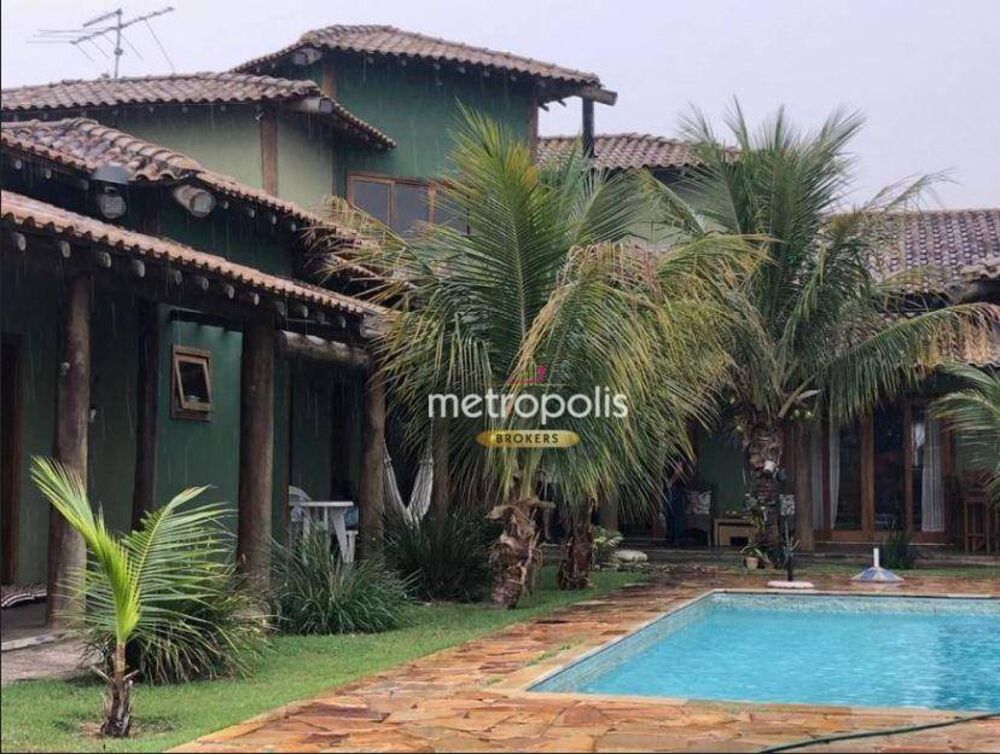 Casa à venda com 3 quartos, 442m² - Foto 1