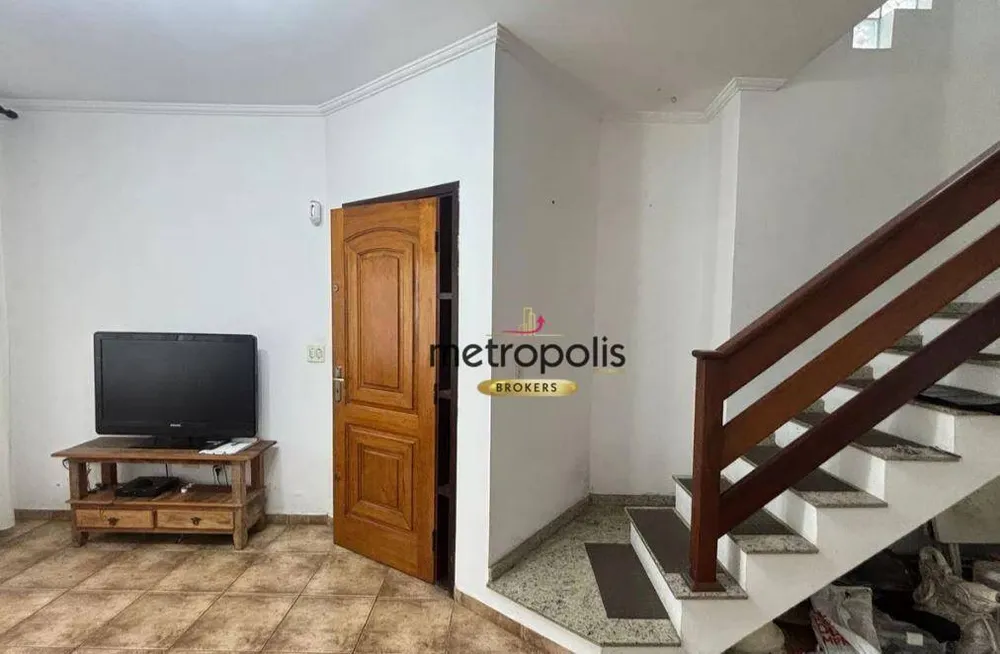 Sobrado, 3 quartos, 200 m² - Foto 1