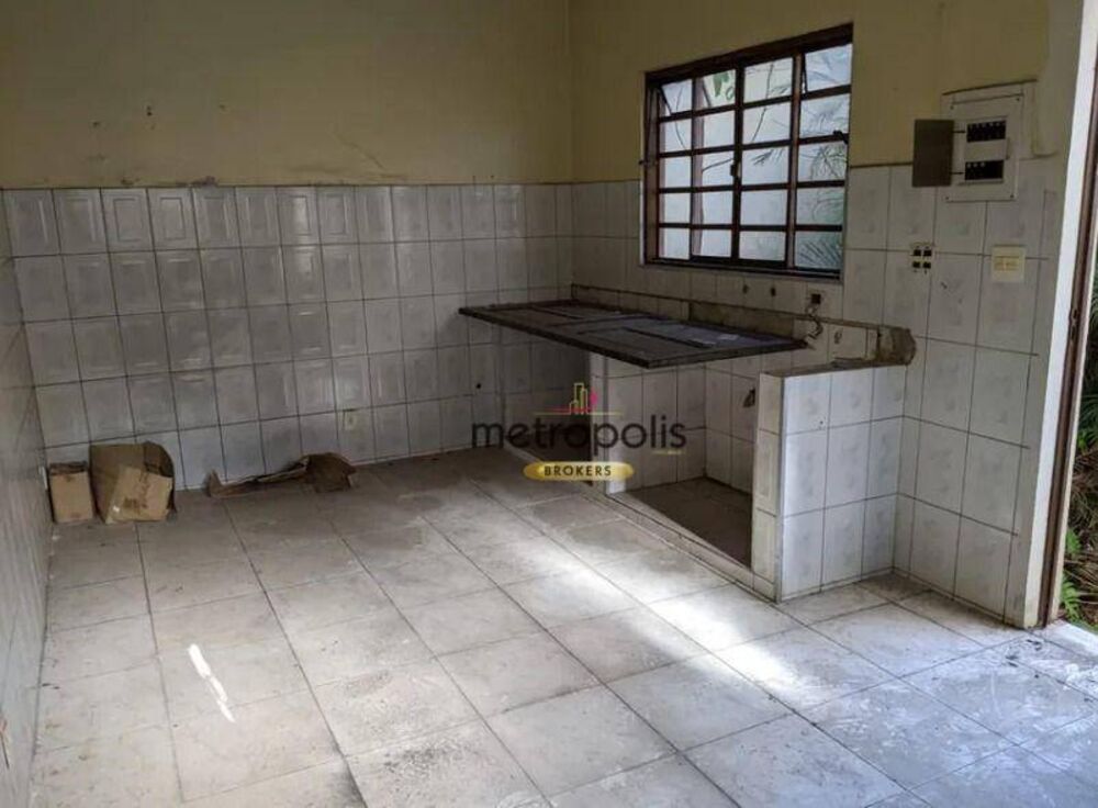 Sobrado à venda com 5 quartos, 197m² - Foto 4