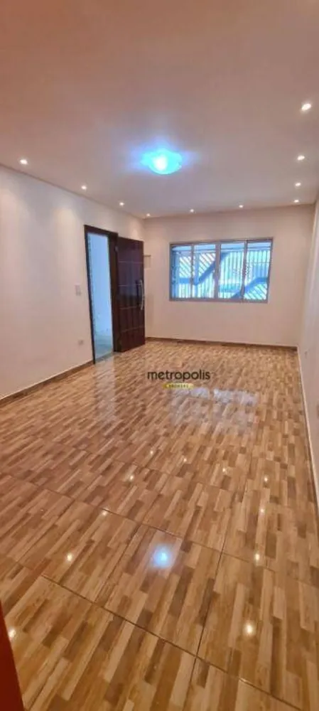 Sobrado, 3 quartos, 248 m² - Foto 1