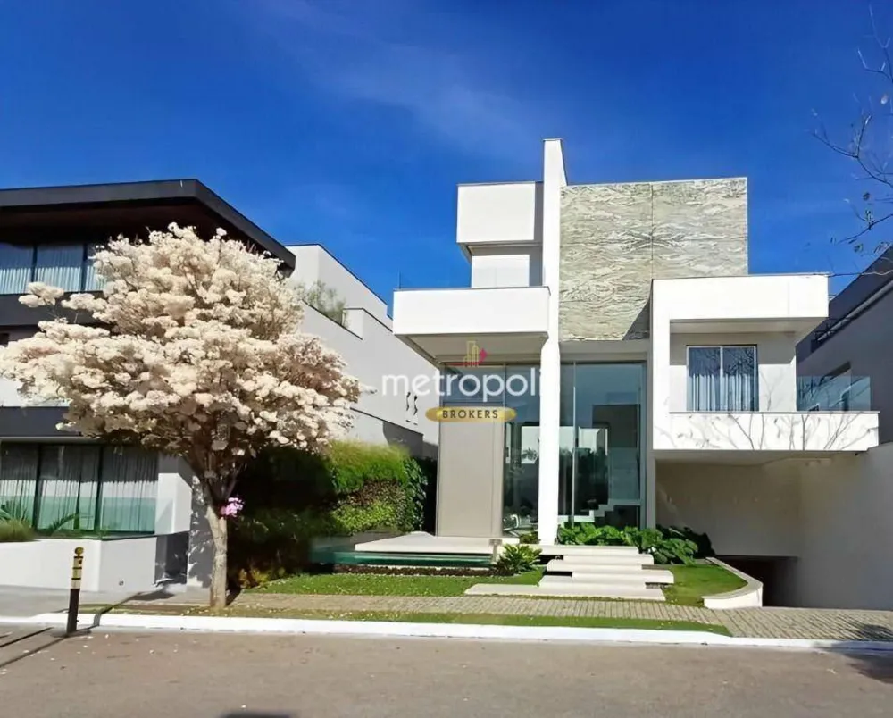 Sobrado, 3 quartos, 1180 m² - Foto 1