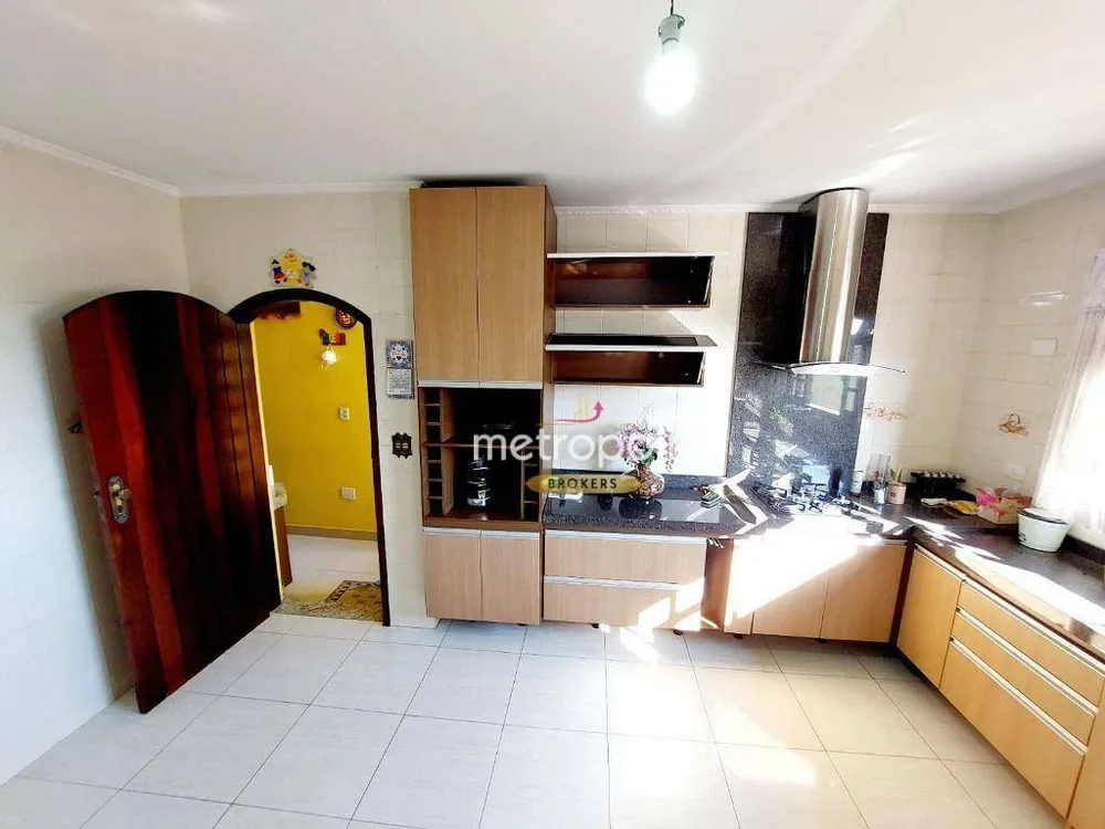 Sobrado, 2 quartos, 179 m² - Foto 1