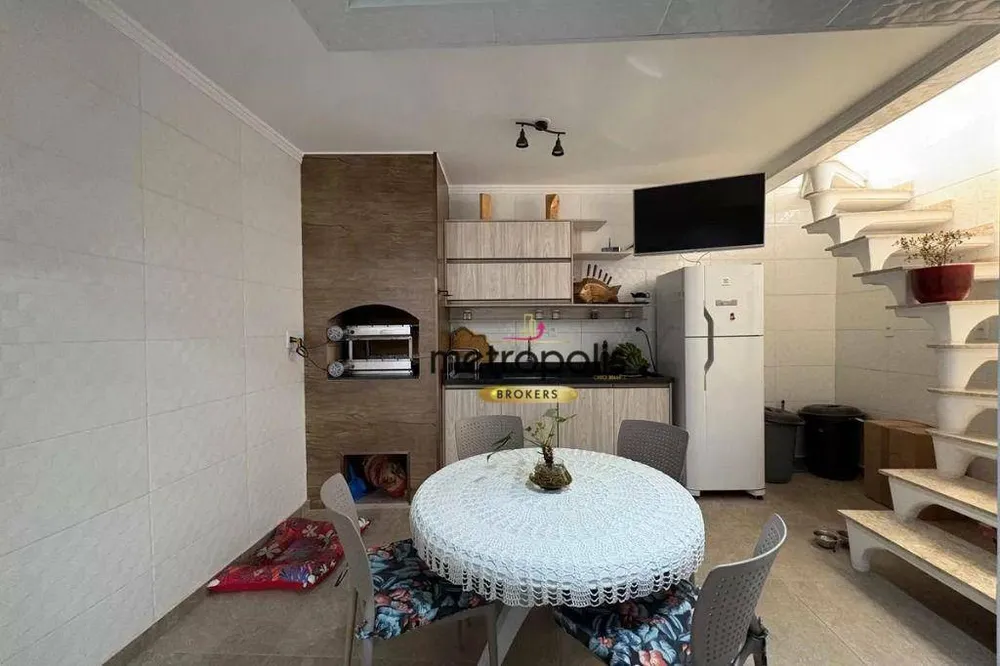 Sobrado, 3 quartos, 183 m² - Foto 2