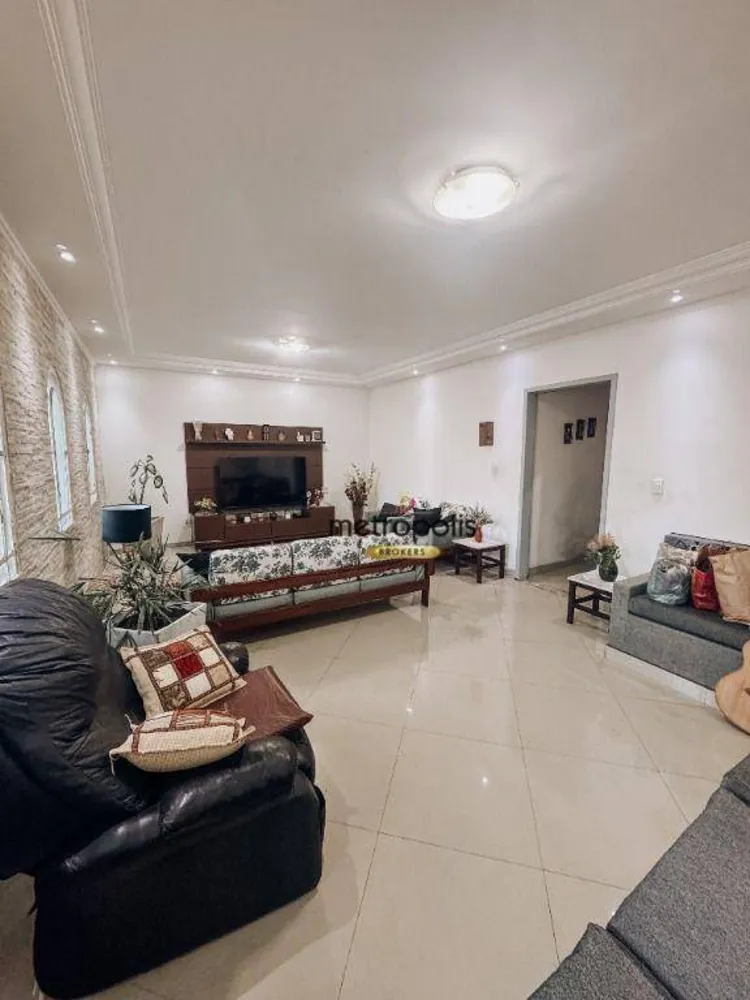 Sobrado, 5 quartos, 220 m² - Foto 2