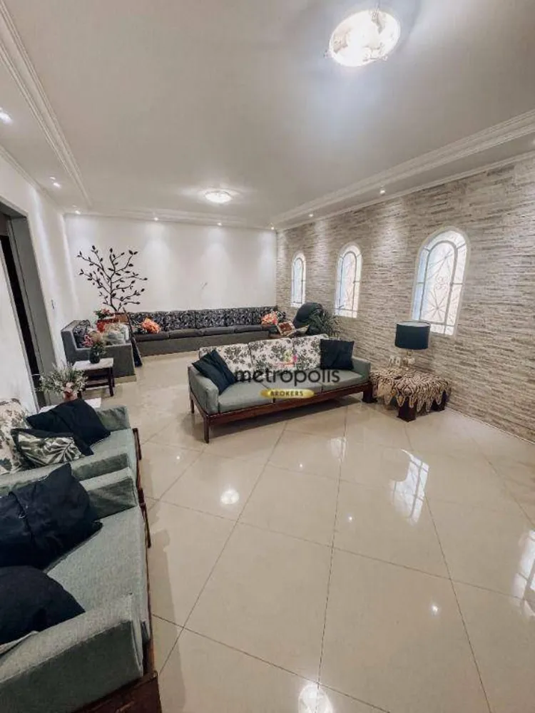 Sobrado, 5 quartos, 220 m² - Foto 1