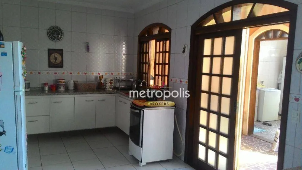 Sobrado, 2 quartos, 273 m² - Foto 2