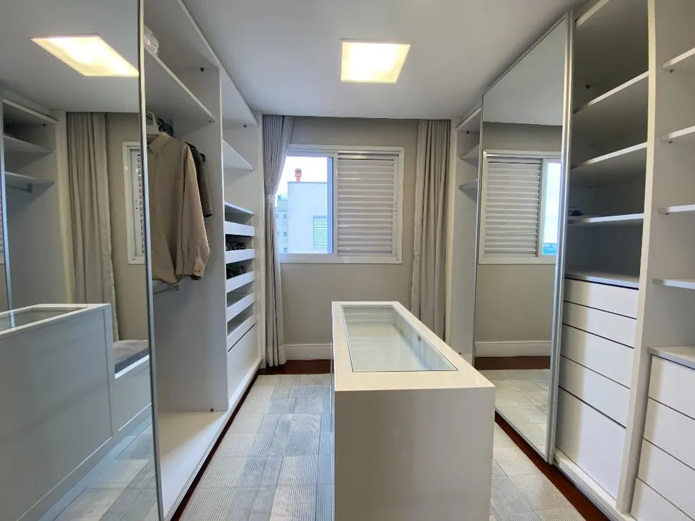 Cobertura, 3 quartos, 198 m² - Foto 3