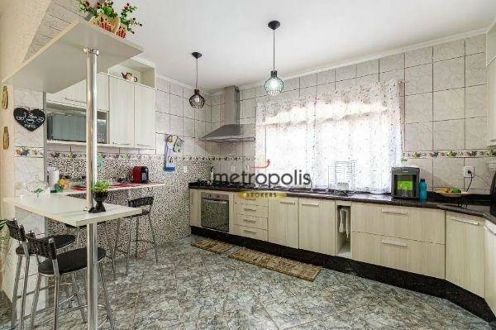 Sobrado, 5 quartos, 372 m² - Foto 2
