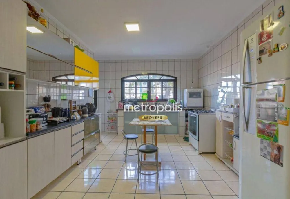 Sobrado, 3 quartos, 241 m² - Foto 4