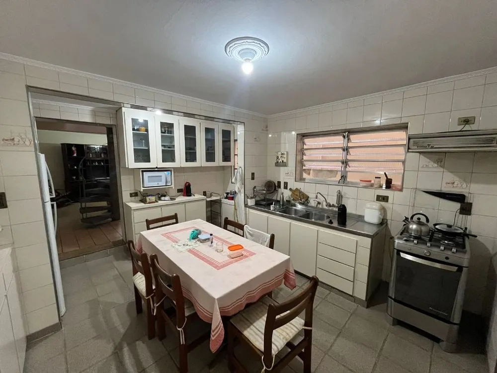 Sobrado, 4 quartos, 233 m² - Foto 2