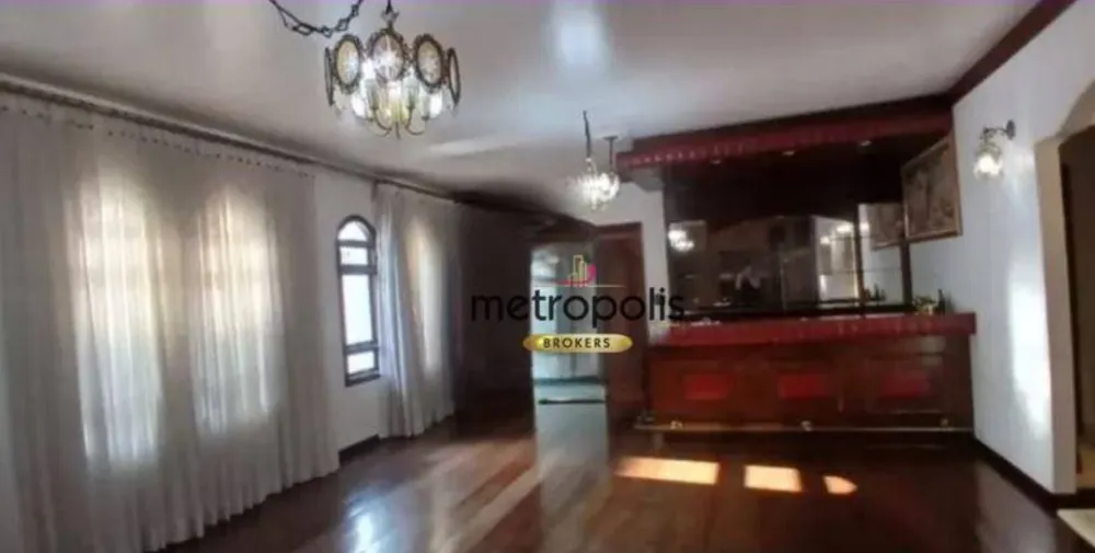 Sobrado, 3 quartos, 350 m² - Foto 1