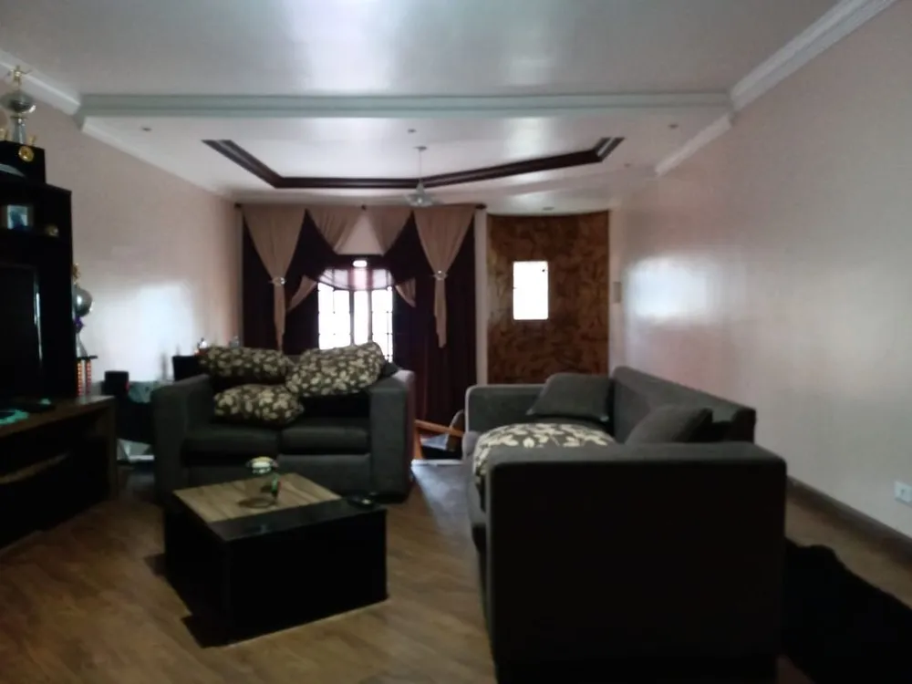 Sobrado, 3 quartos, 338 m² - Foto 2