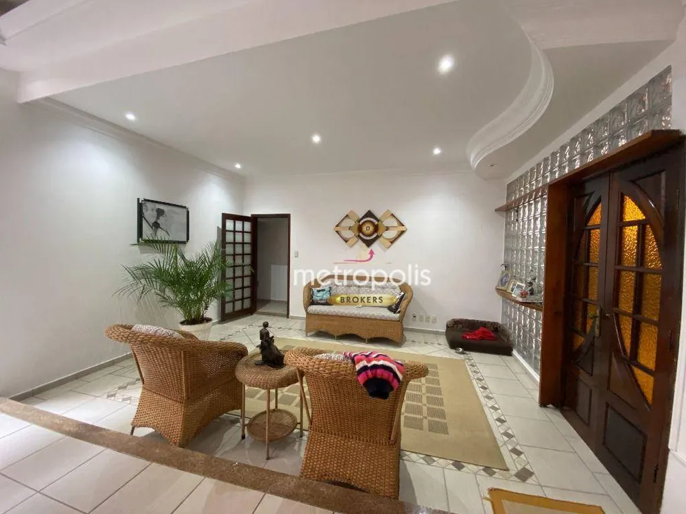 Sobrado, 4 quartos, 690 m² - Foto 2