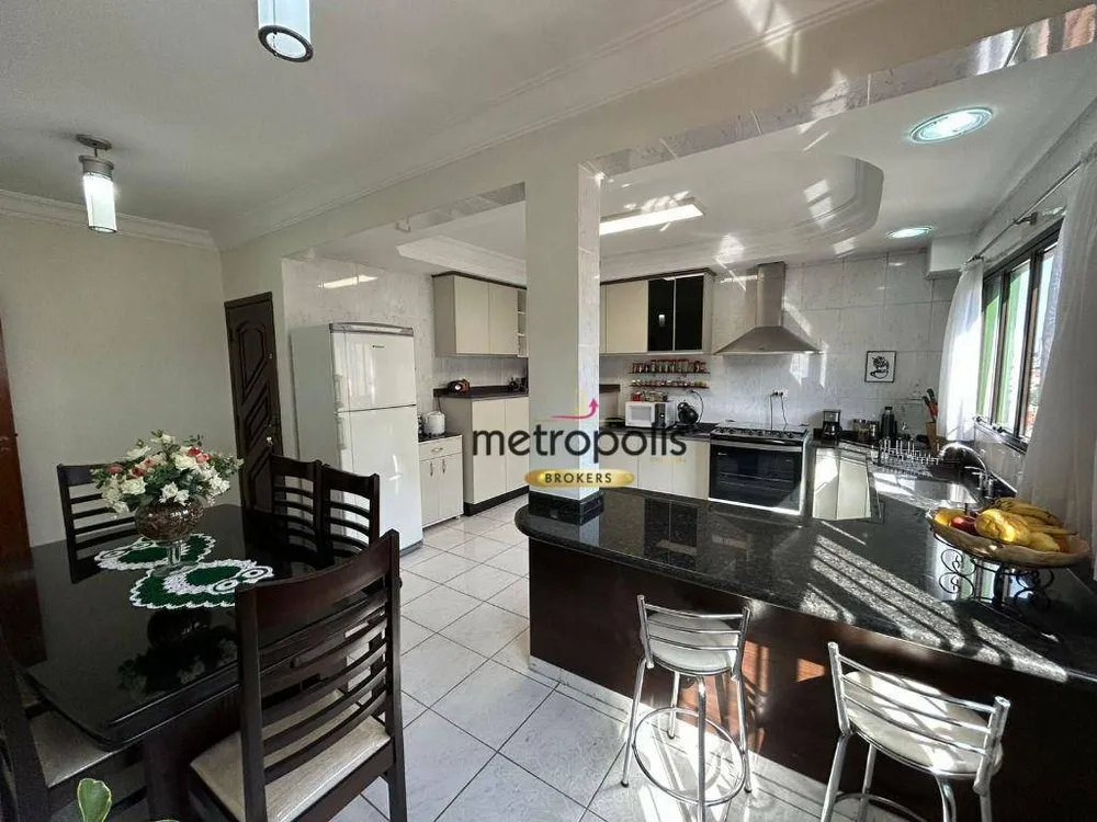 Sobrado, 3 quartos, 212 m² - Foto 2