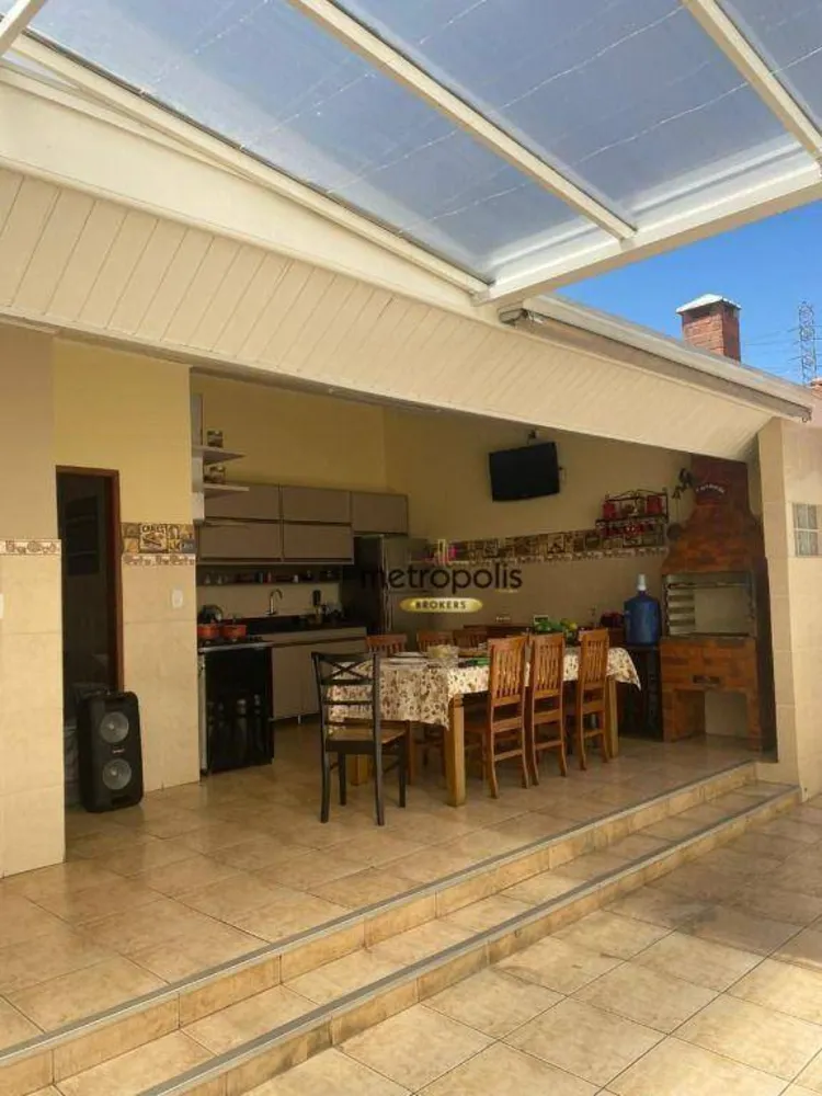 Sobrado, 3 quartos, 200 m² - Foto 1