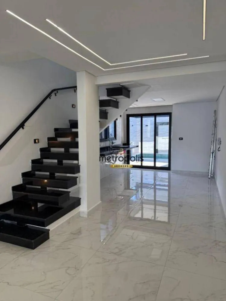 Sobrado, 4 quartos, 204 m² - Foto 2