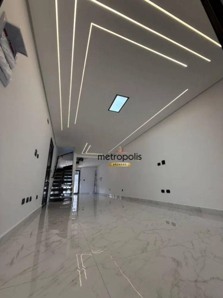 Sobrado, 4 quartos, 204 m² - Foto 1