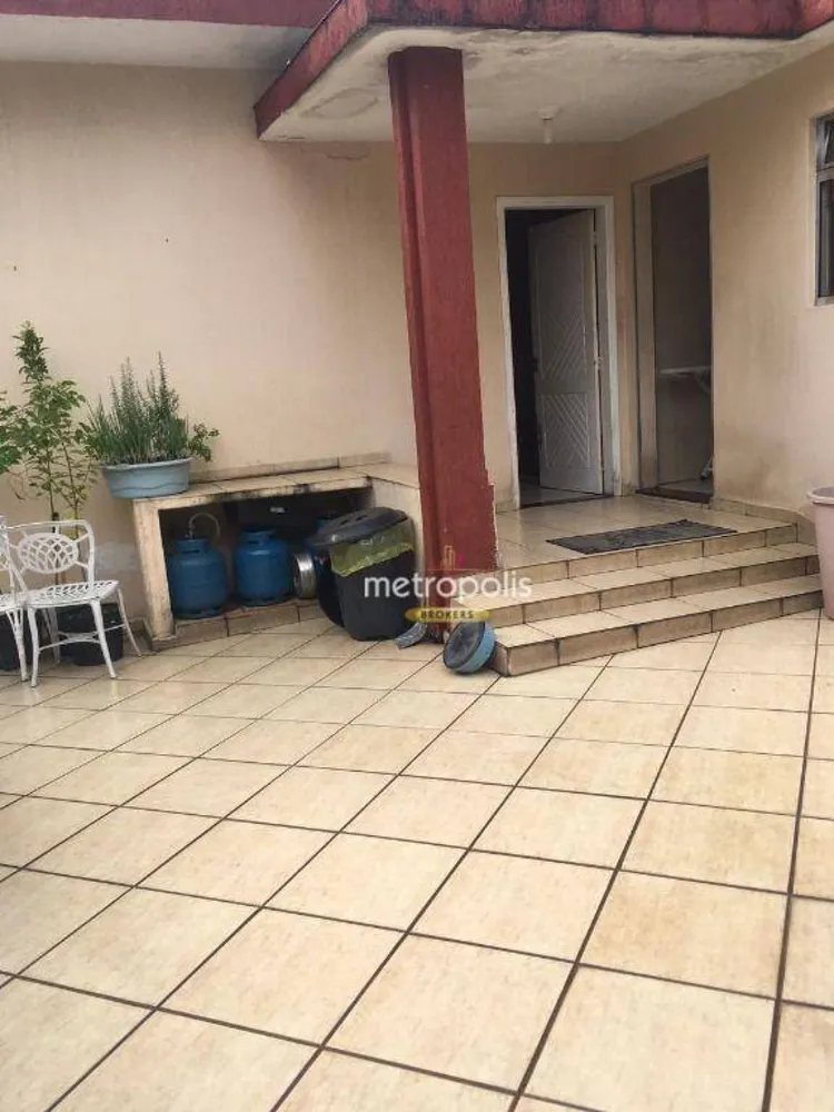 Sobrado, 3 quartos, 256 m² - Foto 1
