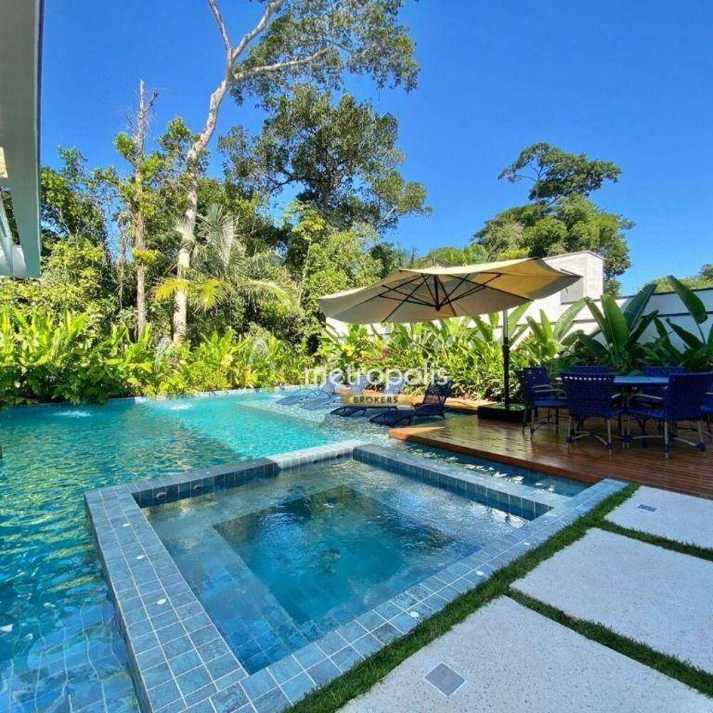 Sobrado à venda com 6 quartos, 532m² - Foto 2