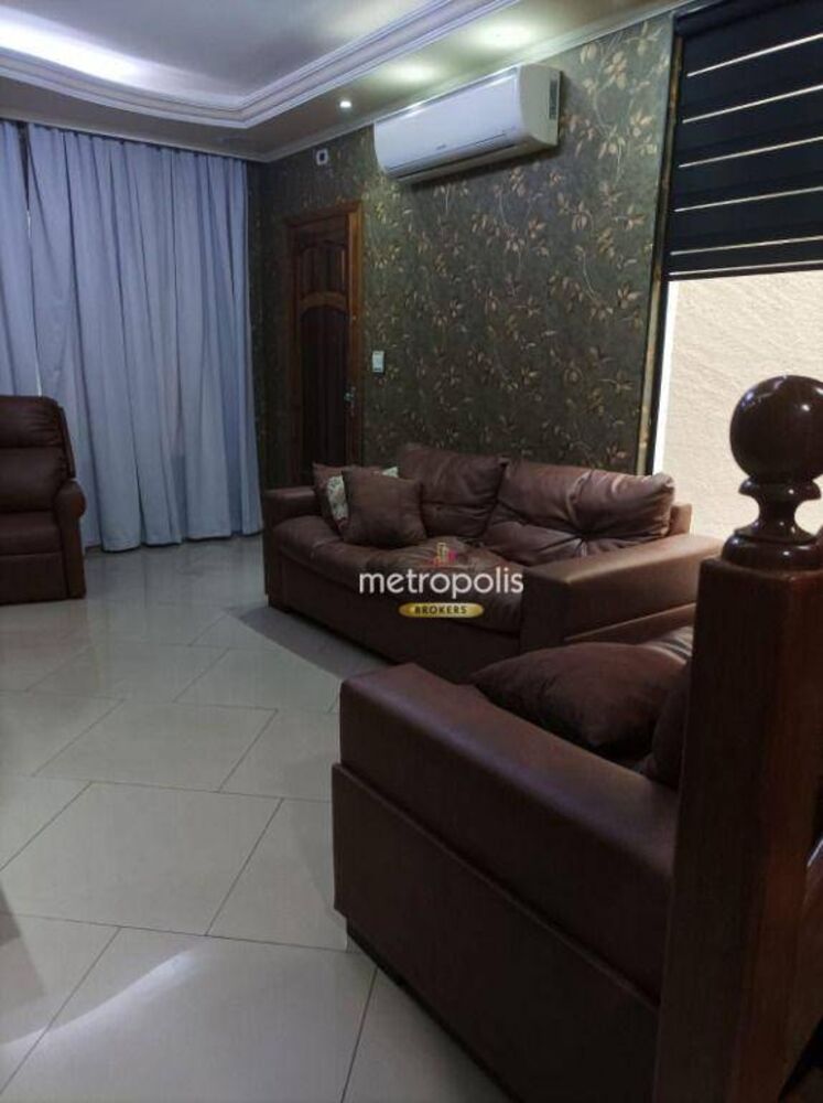 Sobrado, 3 quartos, 201 m² - Foto 1