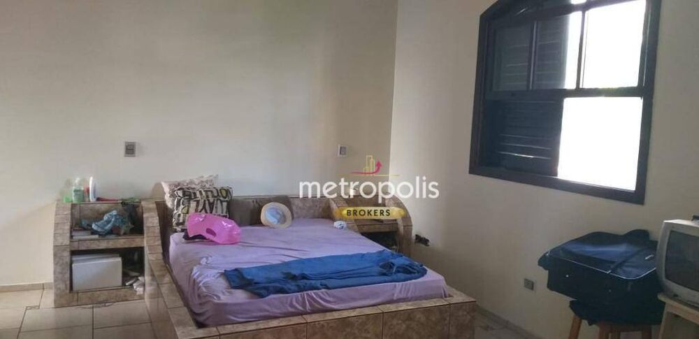 Sobrado, 4 quartos, 276 m² - Foto 2