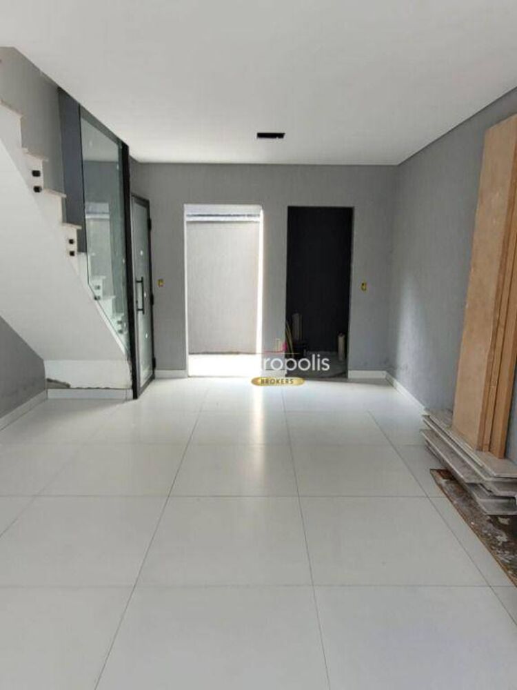 Sobrado à venda com 2 quartos, 120m² - Foto 4
