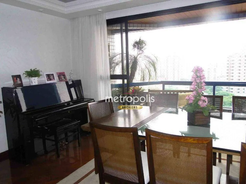 Apartamento, 3 quartos, 156 m² - Foto 2