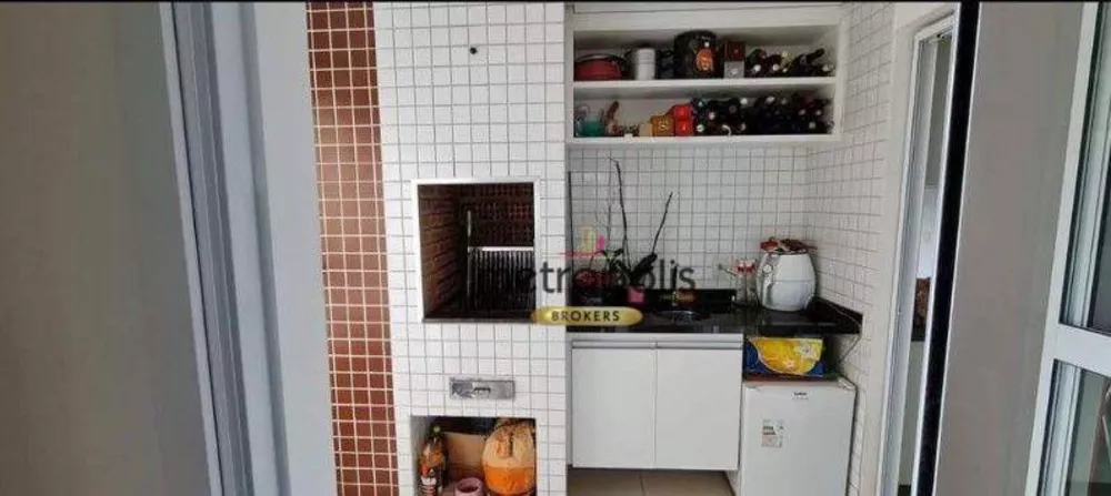 Apartamento à venda com 3 quartos, 165m² - Foto 1