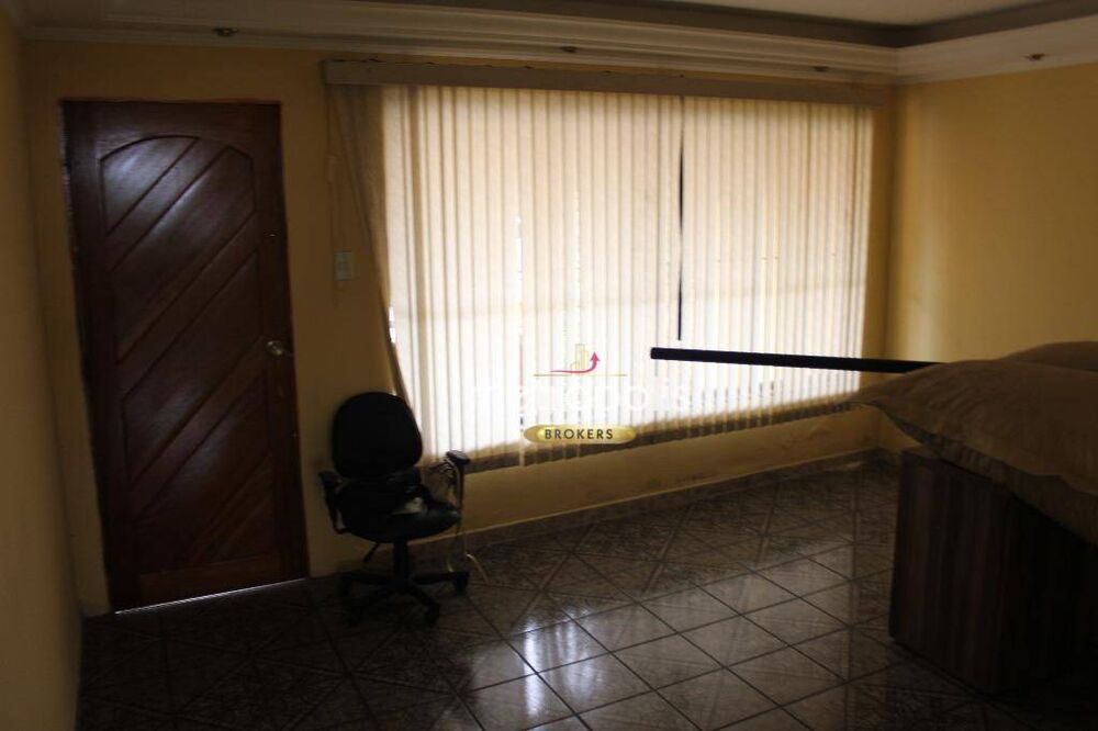 Sobrado, 4 quartos, 276 m² - Foto 2