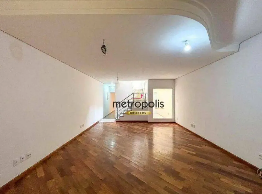 Sobrado, 4 quartos, 234 m² - Foto 1