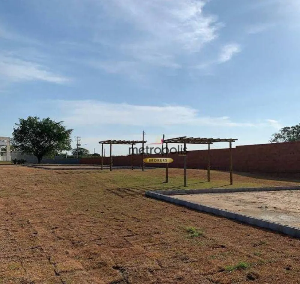Loteamento e Condomínio, 300 m² - Foto 1