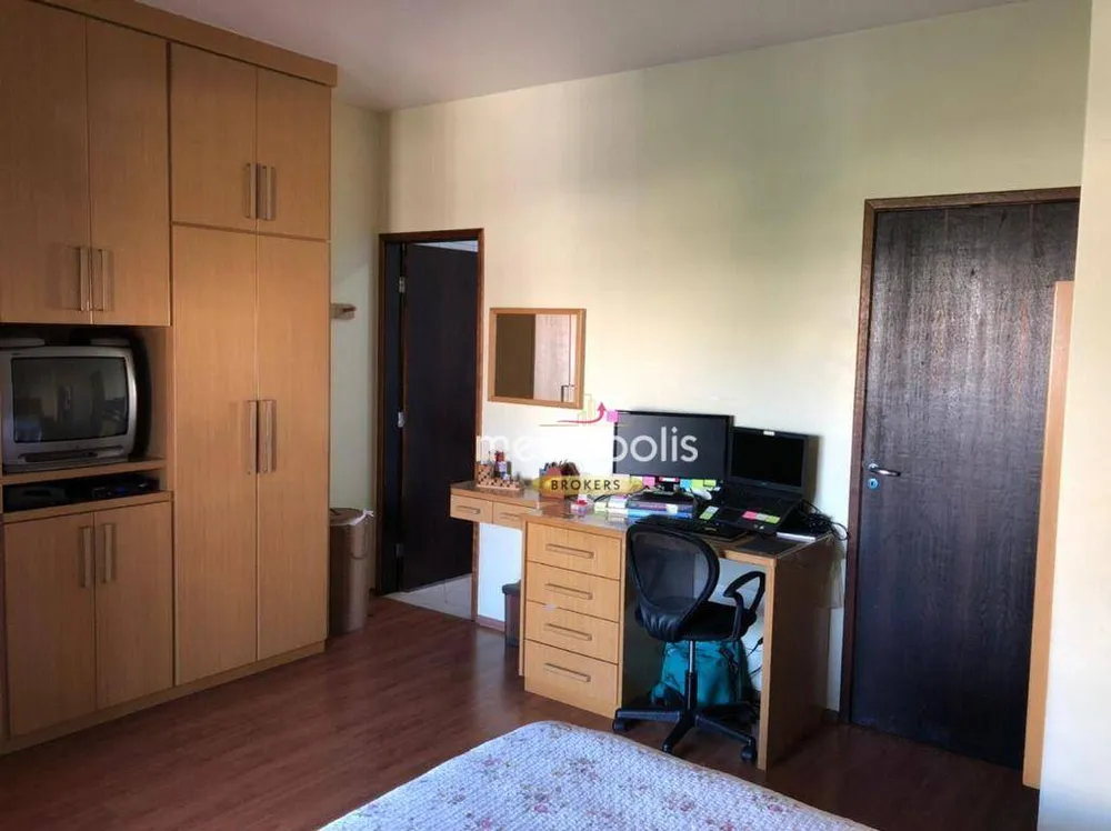 Sobrado, 3 quartos, 290 m² - Foto 2