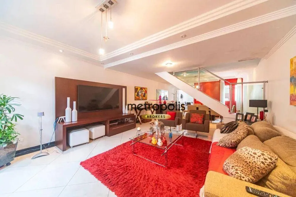 Sobrado, 3 quartos, 235 m² - Foto 2