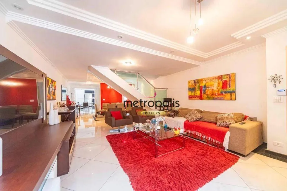Sobrado, 3 quartos, 235 m² - Foto 1