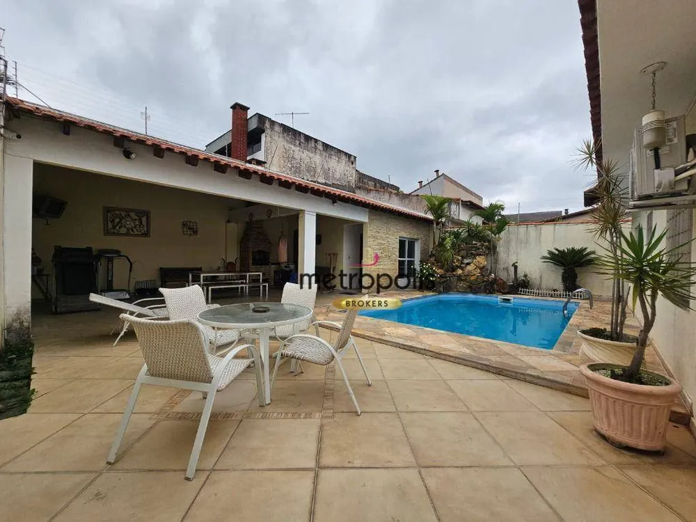 Casa, 3 quartos, 187 m² - Foto 2