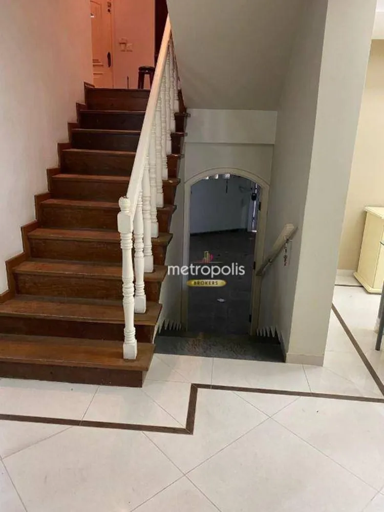 Sobrado, 3 quartos, 534 m² - Foto 1