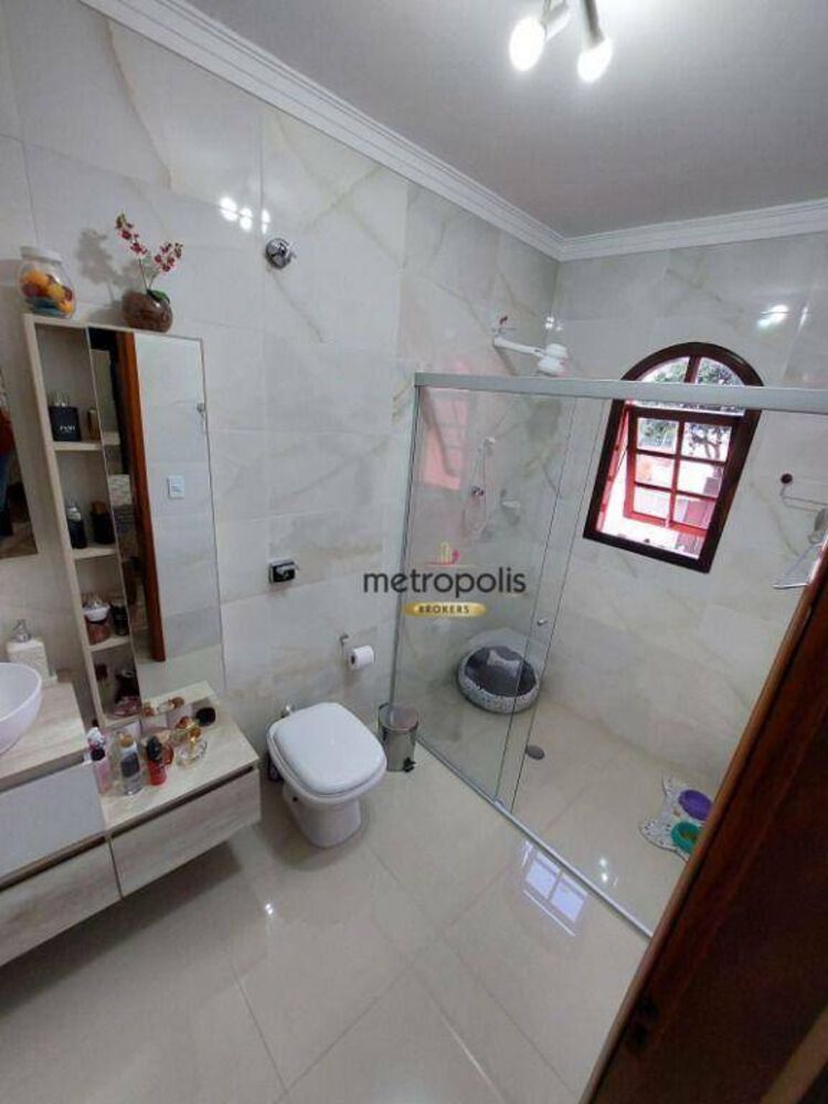 Sobrado à venda com 4 quartos, 191m² - Foto 2