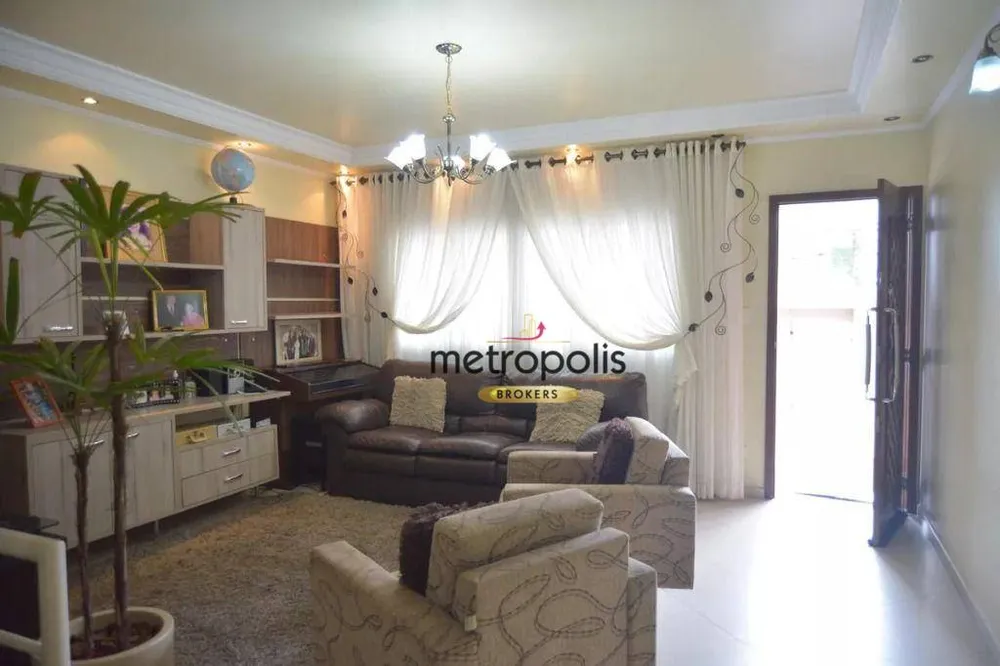 Sobrado, 3 quartos, 235 m² - Foto 1