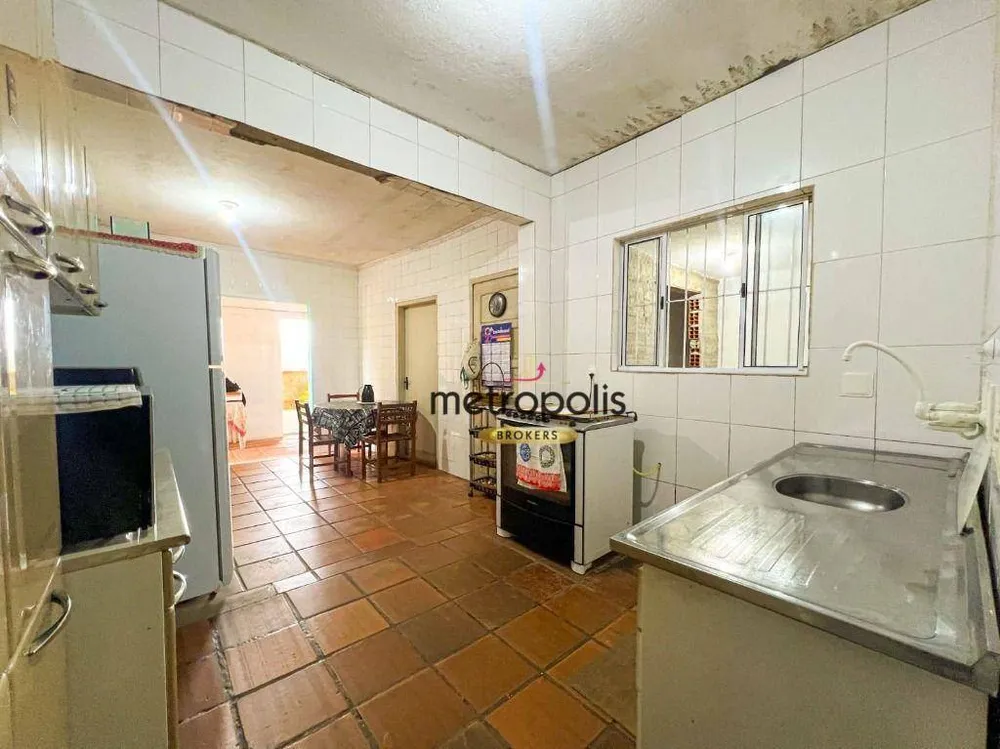 Casa, 3 quartos, 217 m² - Foto 2