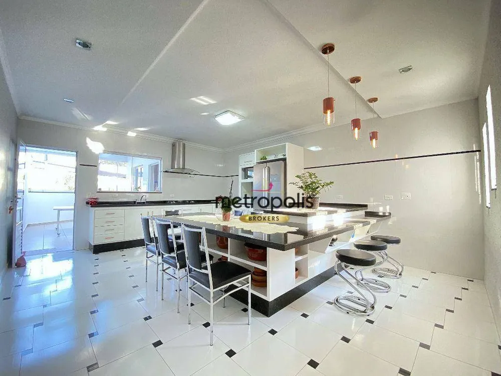 Sobrado, 3 quartos, 358 m² - Foto 3