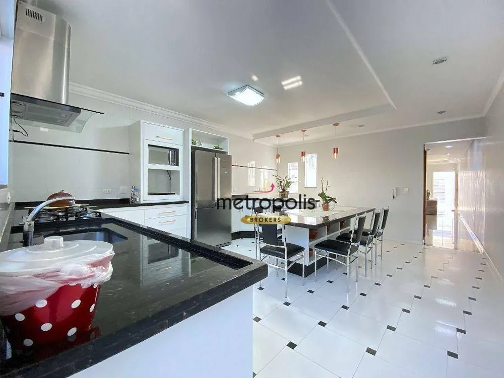Sobrado, 3 quartos, 358 m² - Foto 4