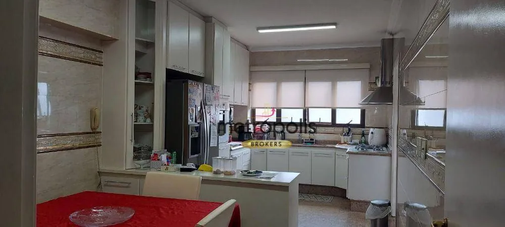 Apartamento, 4 quartos, 225 m² - Foto 1