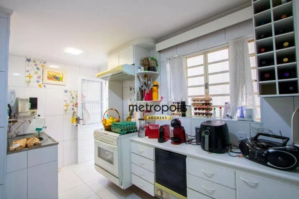 Sobrado, 2 quartos, 273 m² - Foto 1