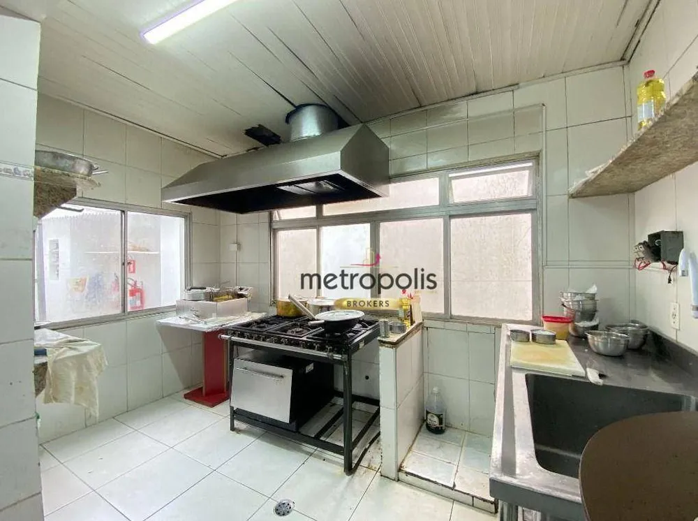 Casa, 1 quarto, 248 m² - Foto 10