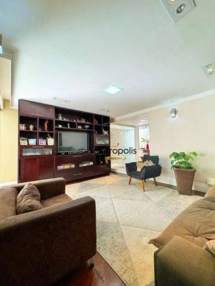 Sobrado, 4 quartos, 210 m² - Foto 2