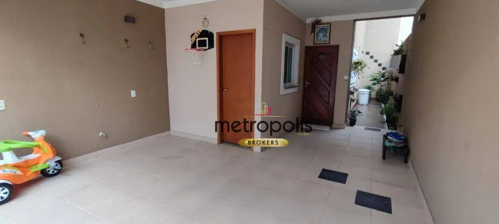 Sobrado, 3 quartos, 180 m² - Foto 1