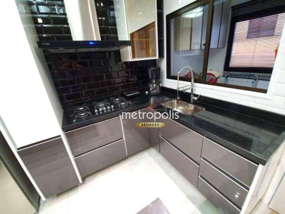 Apartamento à venda com 2 quartos, 80m² - Foto 2