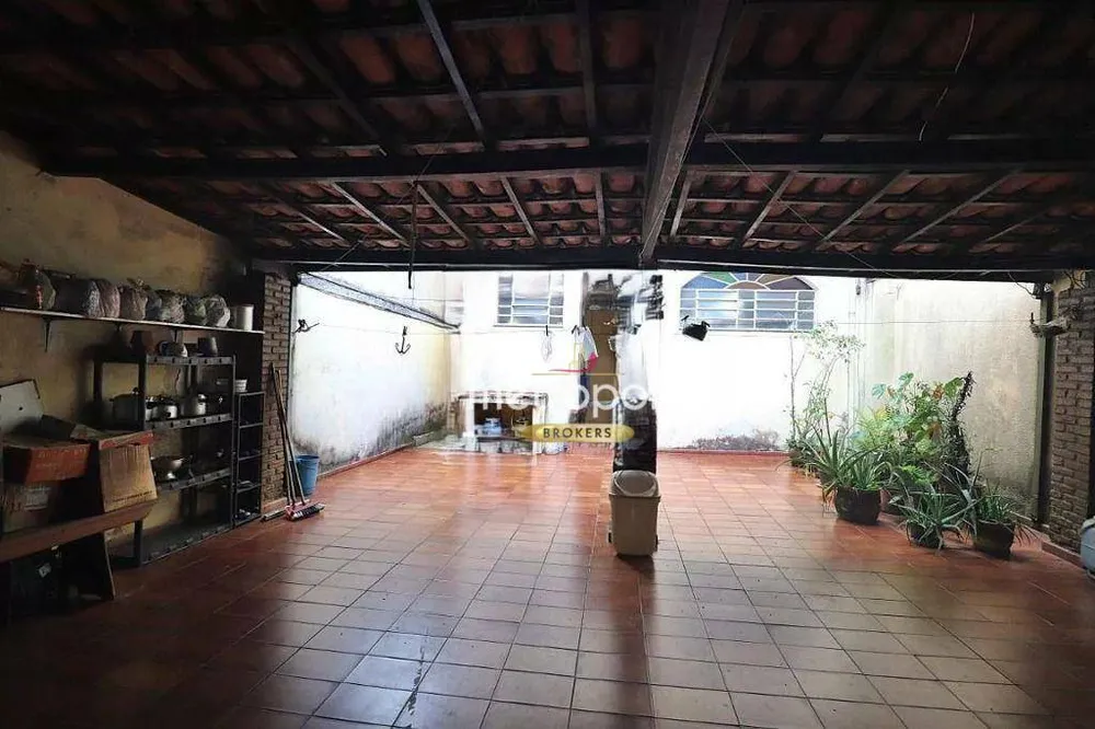 Sobrado, 3 quartos, 318 m² - Foto 11