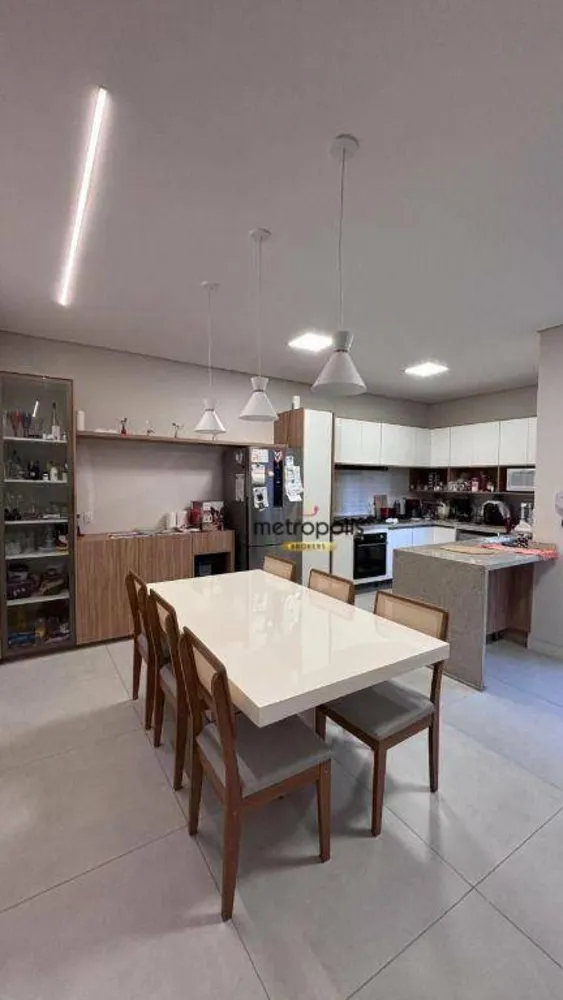 Casa, 3 quartos, 188 m² - Foto 4