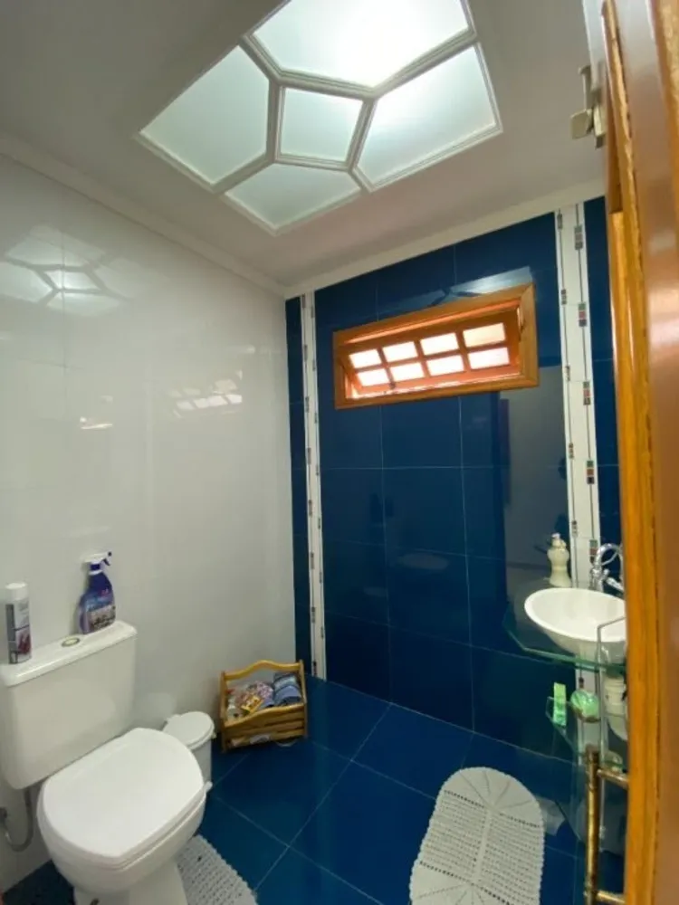 Sobrado, 4 quartos, 261 m² - Foto 1